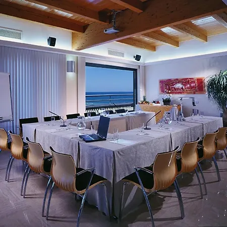 Hotel Europa Beach Village 